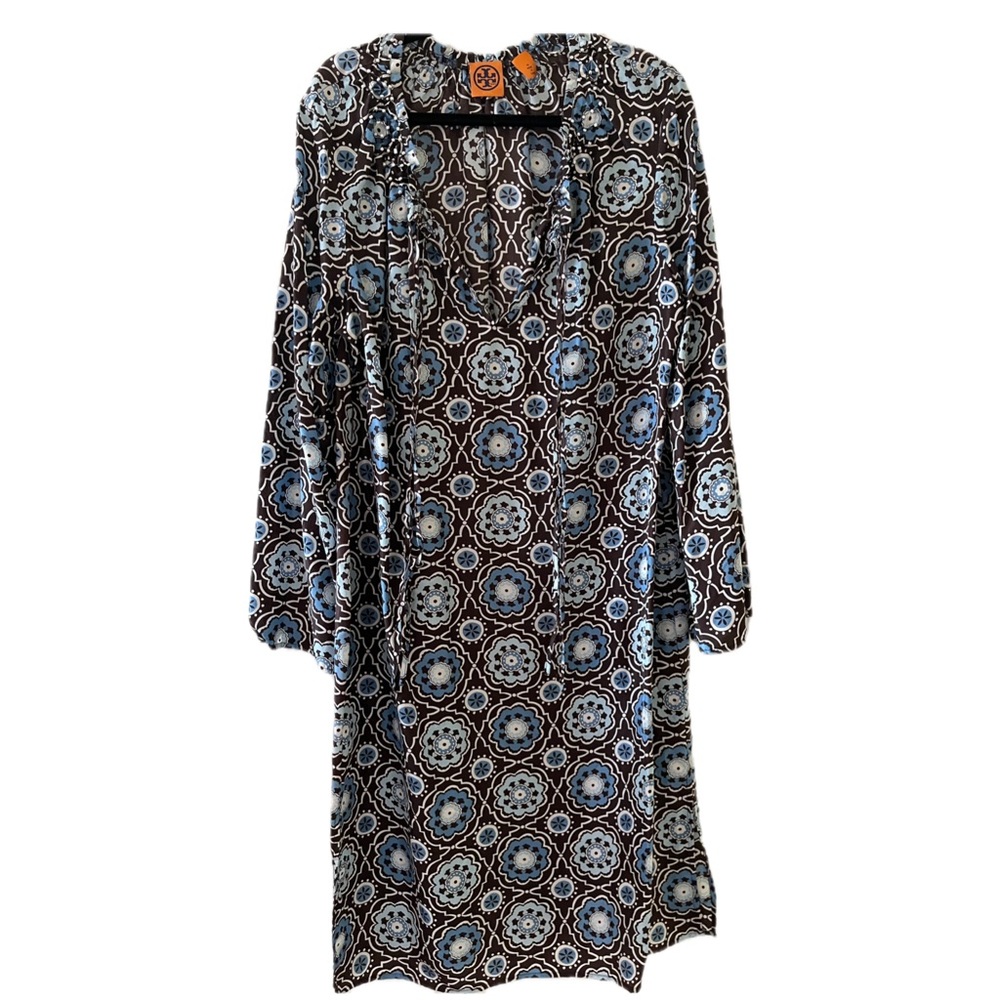 Elegant Blue Patterned Dress